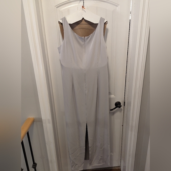 Silver beaded  2 piece lightweight dress set Size 18 - Picture 7 of 17